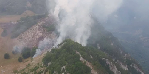 incendiu in Parcul Natural Domogled FOTO ISU Mehedinti 