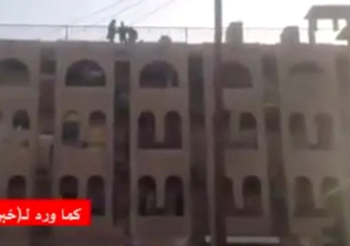 
    ISIS a executat alți patru bărbați homosexualifoto: captură video Mirror  