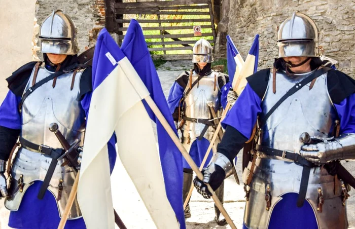 FOTOGRAFII: Primăria Deva.