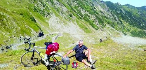 dumitru stelea pe bicicleta sibiu foto arhiva personala