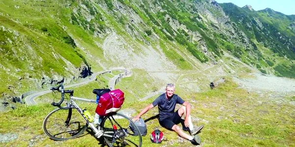 dumitru stelea pe bicicleta sibiu foto arhiva personala