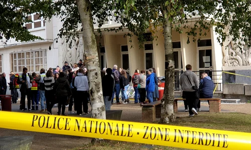 alerta bomba franta liceu jpg