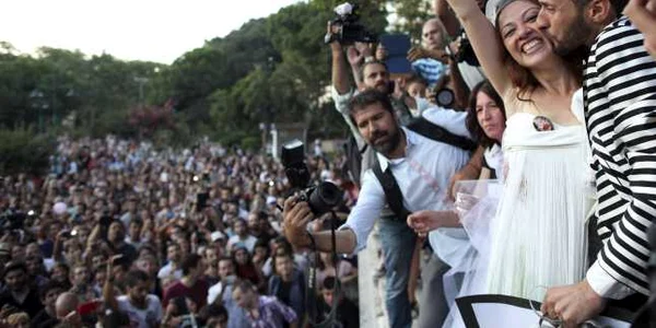 casatorie gezi park foto reuters