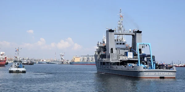 Nava maritimă hidrografică Căpitan comandor Alexandru Cătuneanu FOTO FOR jpg