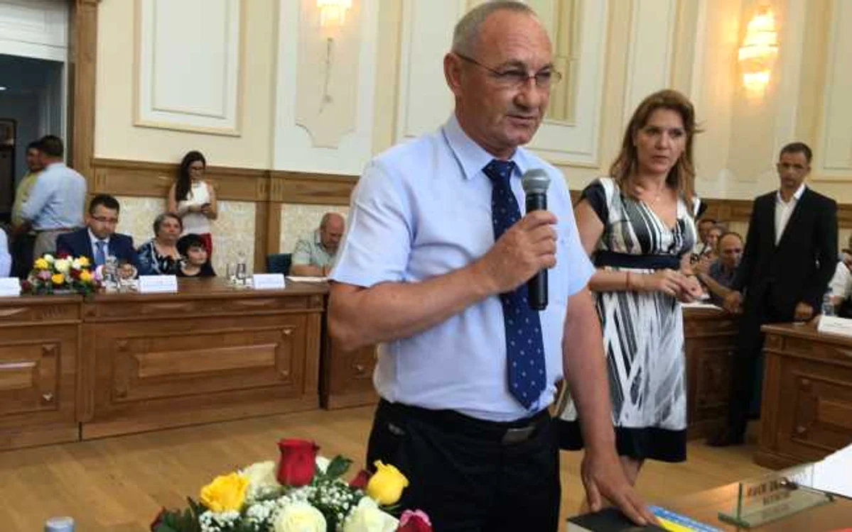 Ioan Szatmari, la depunerea jurământului FOTO debanat.ro