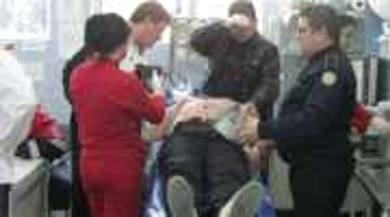 Ovidiu Ciorsmac a ajuns la spital flancat de gardieni