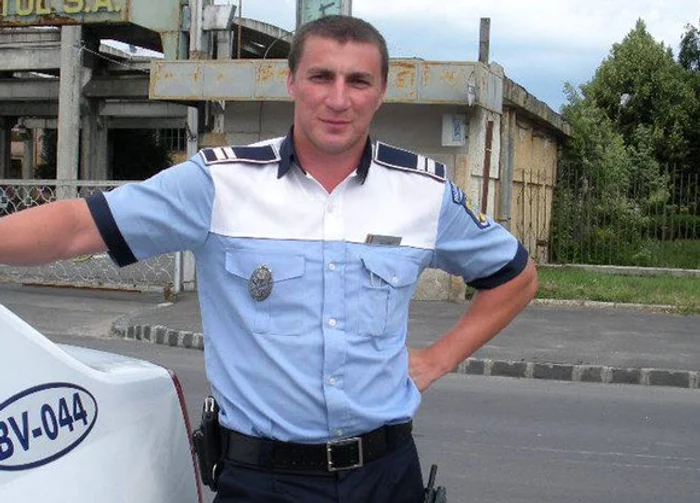 Marian Godină se războiește în replici cu Mihai GăinușăFoto: arhivă personală