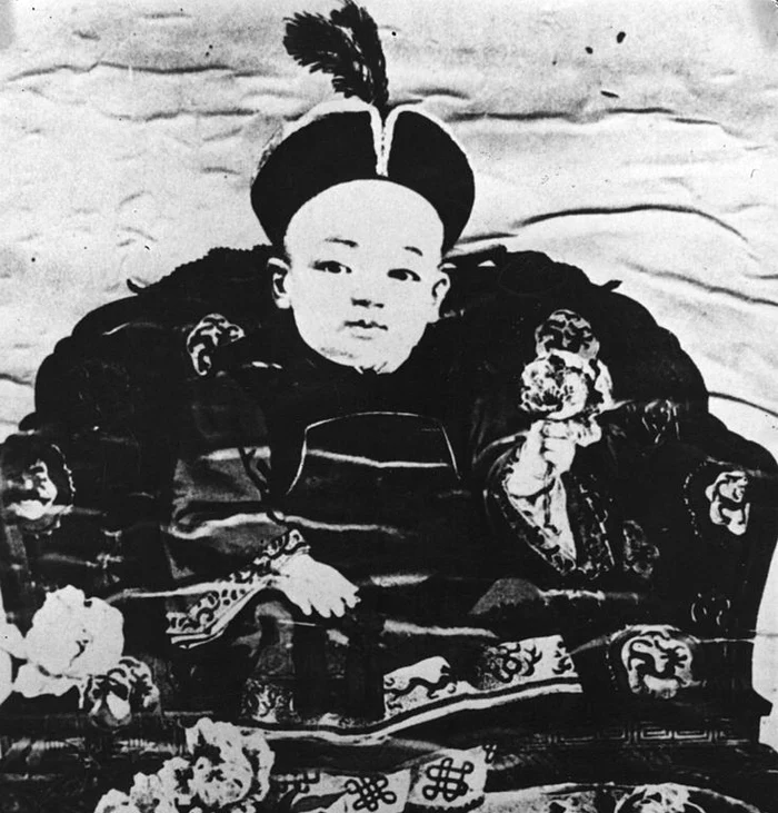 Pu Yi, ultimul împărat chinez