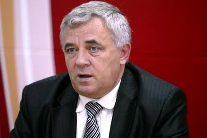 Preşedintele Consiliului Judeţean Timiş, Titu Bojin, suspectat de luare de mită, trafic de influenţă şi abuz în serviciu, va fi cercetat sub control judiciar
