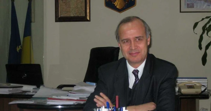 Primarul Aurel Simionescu