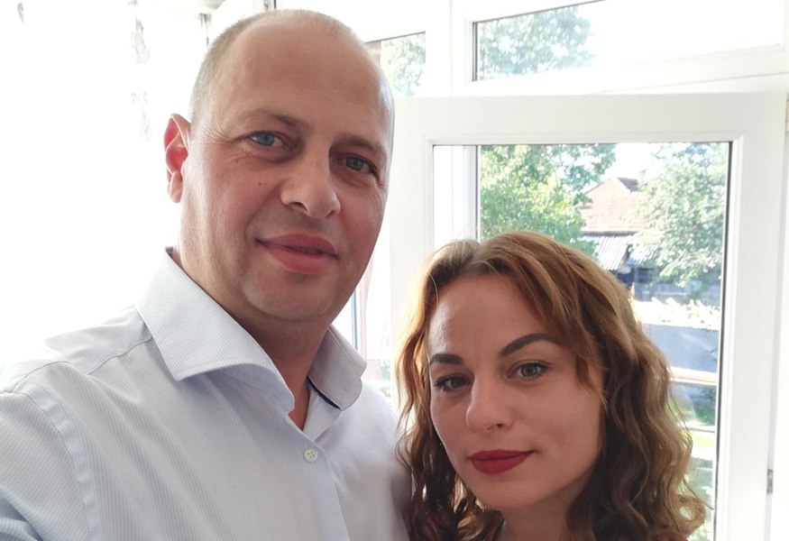 Valentin a lăsat Germania pentru satul părintesc, unde face uleiuri presate la rece. „Este liniște, aer curat și afacerea este în curtea casei“