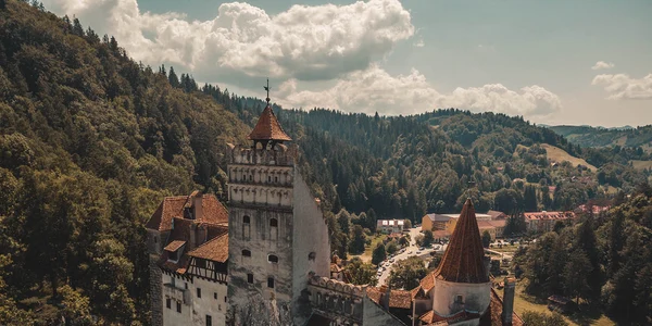 Castelul Bran FOTO Discover Brașov jpg