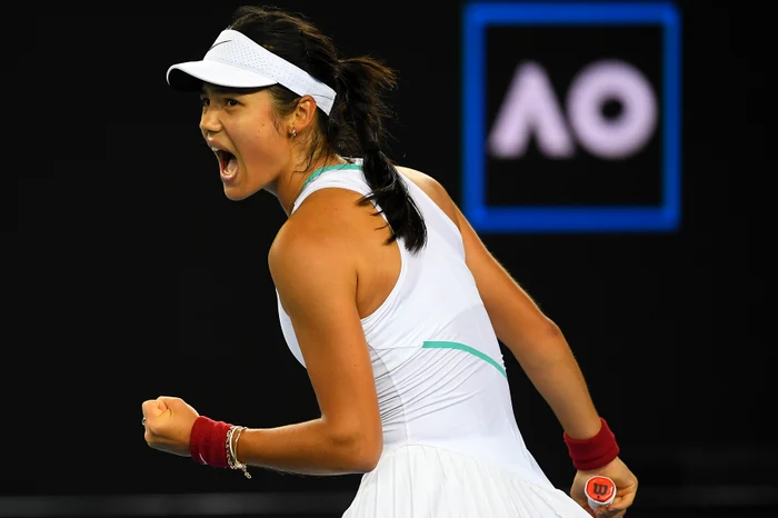 Emma Răducanu a debutat cu victorie la Australian Open 2022 (Foto: EPA-EFE)