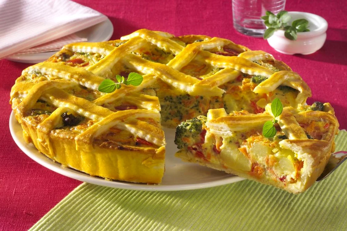 tarta cu cartofi noi si broccoli jpeg