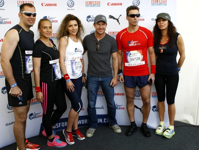 Vedetele din România s-au înghesuit să facă poze cu iubitul Mihaelei Rădulescu, faimos pe plan internațional