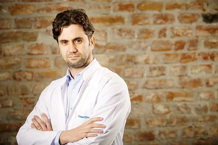 Dr. Andreas Vythoulkas,  medic specialist  obstetrică-ginecologie