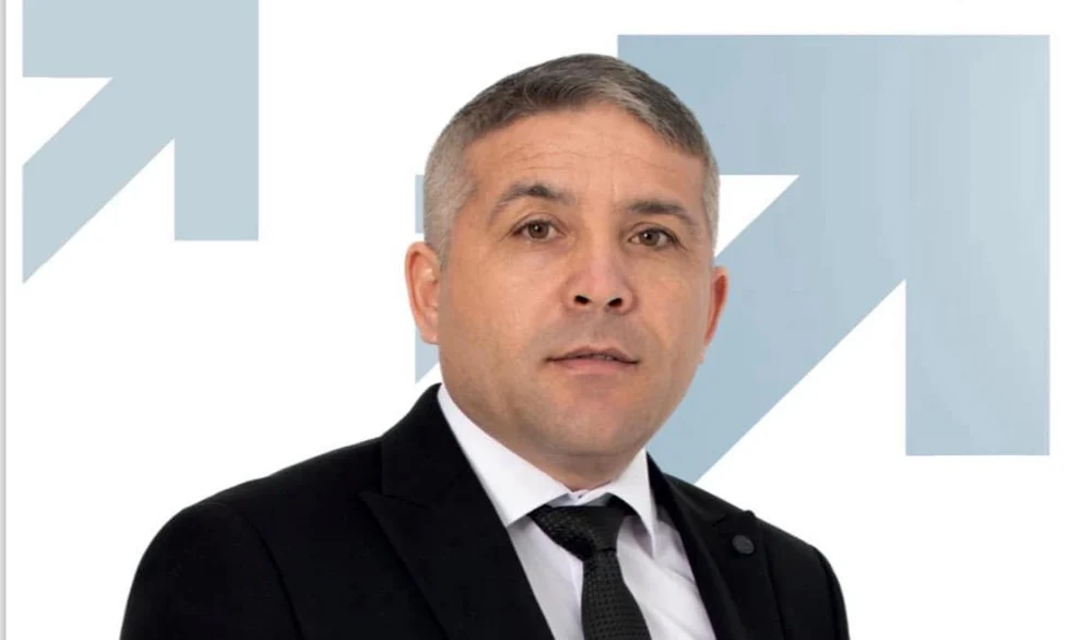 Primar PNL jefuit în prima zi a anului: hoții au intrat prin geamul băii și au furat bani și bijuterii