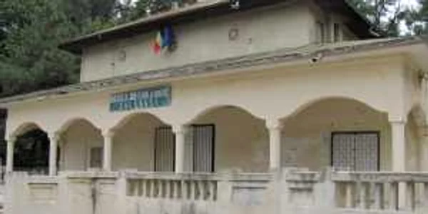 Iubitorii de carte sunt aşteptaţi la Biblioteca Judeţeană