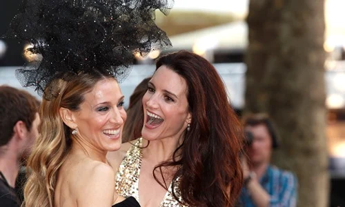 satc2 uk arrivals 15 270510 jpeg