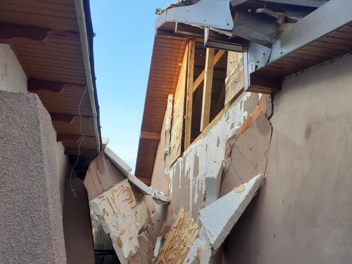 Casa distrusă de explozie/FOTO: ISU Olt