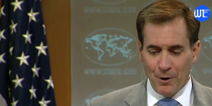 John Kirby și-a întrerupt discursul când a văzut că unul dintre reporteri se juca Pokemon GoFoto captură/Youtube