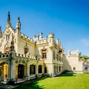 Castelul Sturdza Miclauseni jpg