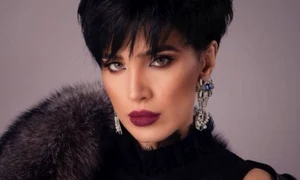 adelina pestritu de nerecunoscut cum ii sta blonda si cu breton video 274014 jpeg