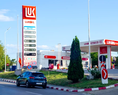 Benzinărie Lukoil în București FOTO Shutterstock