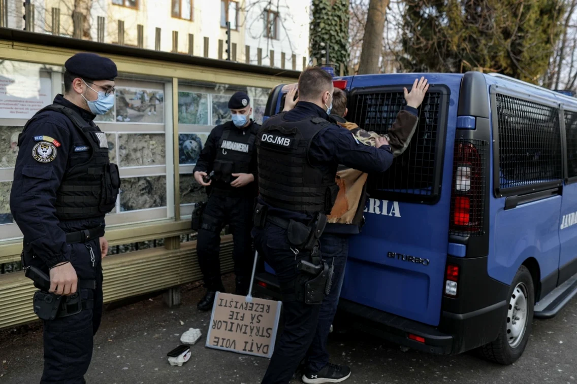 Ouă Ambasada Rusiei Bucureşti - 26 feb 2022 / FOTO Inquam Photos / Octav Ganea