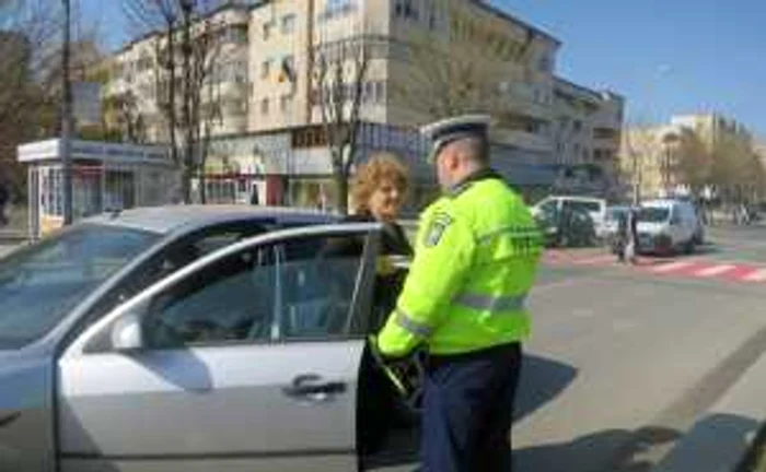 Femeile, cadorisite de poliţişti de 1 martie FOTO IPJ Călăraşi