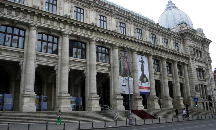 «Miscelaneu teologic»   Exponatul lunii mai 2017 la Muzeul Naţional de Istorie a României jpeg