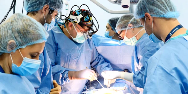 Acreditare Internationala pentru chirurgia cardiovasculara minim invaziva de la SANADOR 07 06 2023 (1) jpg