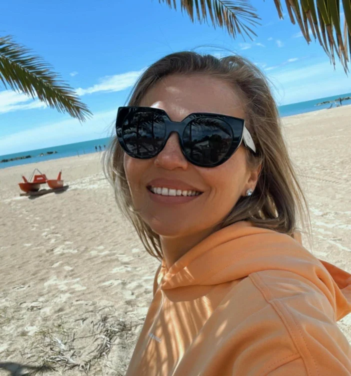 Imagini interzise cu prezentatoarea 