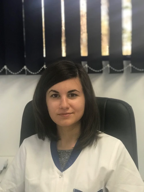 2 andreea trimbitas nutritionist dietetician jpg jpeg