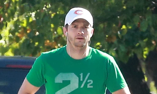 Exclusive Ashton Kutcher Out For A Jog In Hollywood jpeg