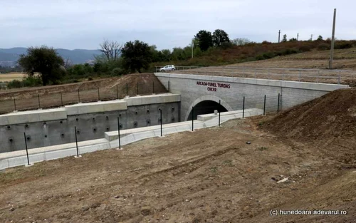 tunel turdas foto daniel guta adevarul