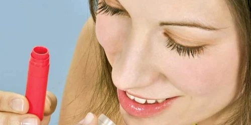 Medicamentele homeopatice se administrează cu ajutorul unui căpăcel de plastic