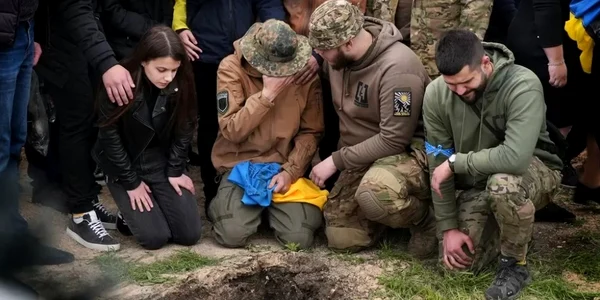 Inmormantare soldati ucraineni BBC jpg