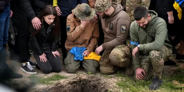 Inmormantare soldati ucraineni BBC jpg