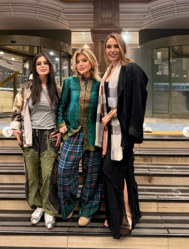 Loredana Groza și Elena Boncea, revedere cu Iulia Vântur - Foto: Instagram 