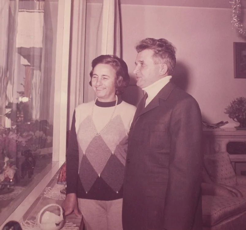 Fotografie de familie reprezentând cuplul Ceauşescu,  provine din reşedinţa familiei Ceauşescu