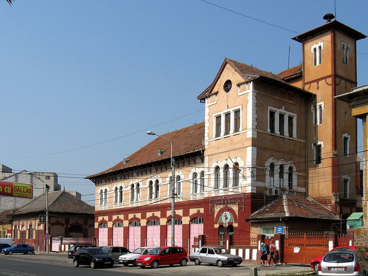 Cazarma pompierilor din Timișoara își refac turnul de observație. Cazarma pompierilor din Timișoara își refac turnul de observație.