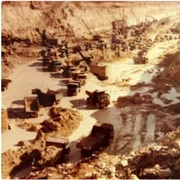 Șantierul Canalului Dunăre Marea   Neagră și utilajele mari ale României  Foto Arhivă  Wikipedia jpg
