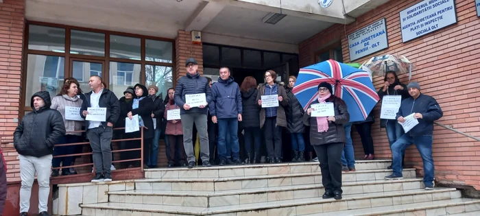 Funcționarii din subordinea Ministerului Muncii au protestat săptămâni la rând FOTO: arhiva