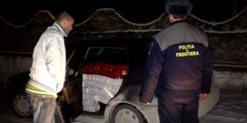 Peste 8000 de pachete de țigări confiscate în ultimele zile