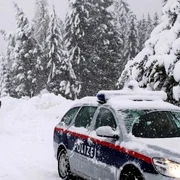 Poliţie Austria iarnă FOTO EPA-EFE / Michael Gruber