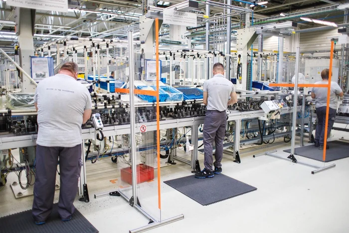 Hală industrială a unei companii germane în România FOTO stcu.ro