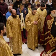 Gigi Becali a plâns în biserică. Captură Trinitas TV