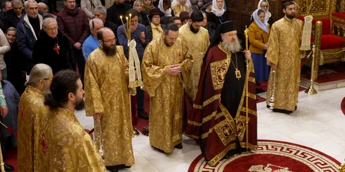 Gigi Becali a plâns în biserică. Captură Trinitas TV