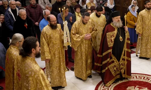 Gigi Becali a plâns în biserică. Captură Trinitas TV